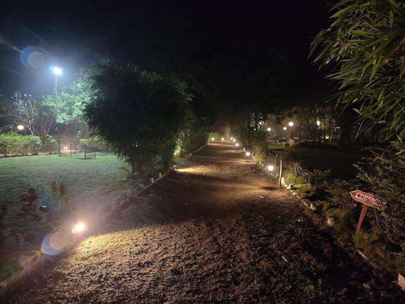 Pench Tiger Trails Resort Khawāsa Eksteriør billede